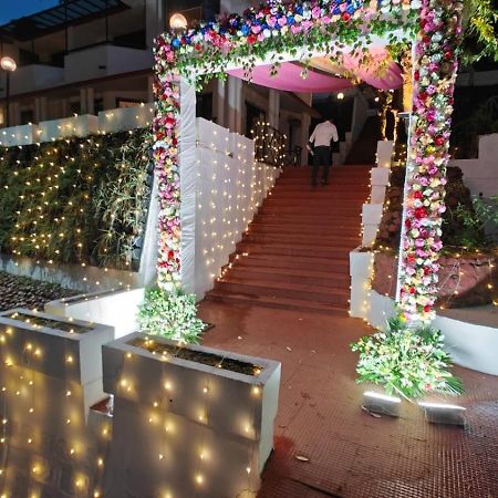 Surbee Resort Mussoorie Eksteriør bilde