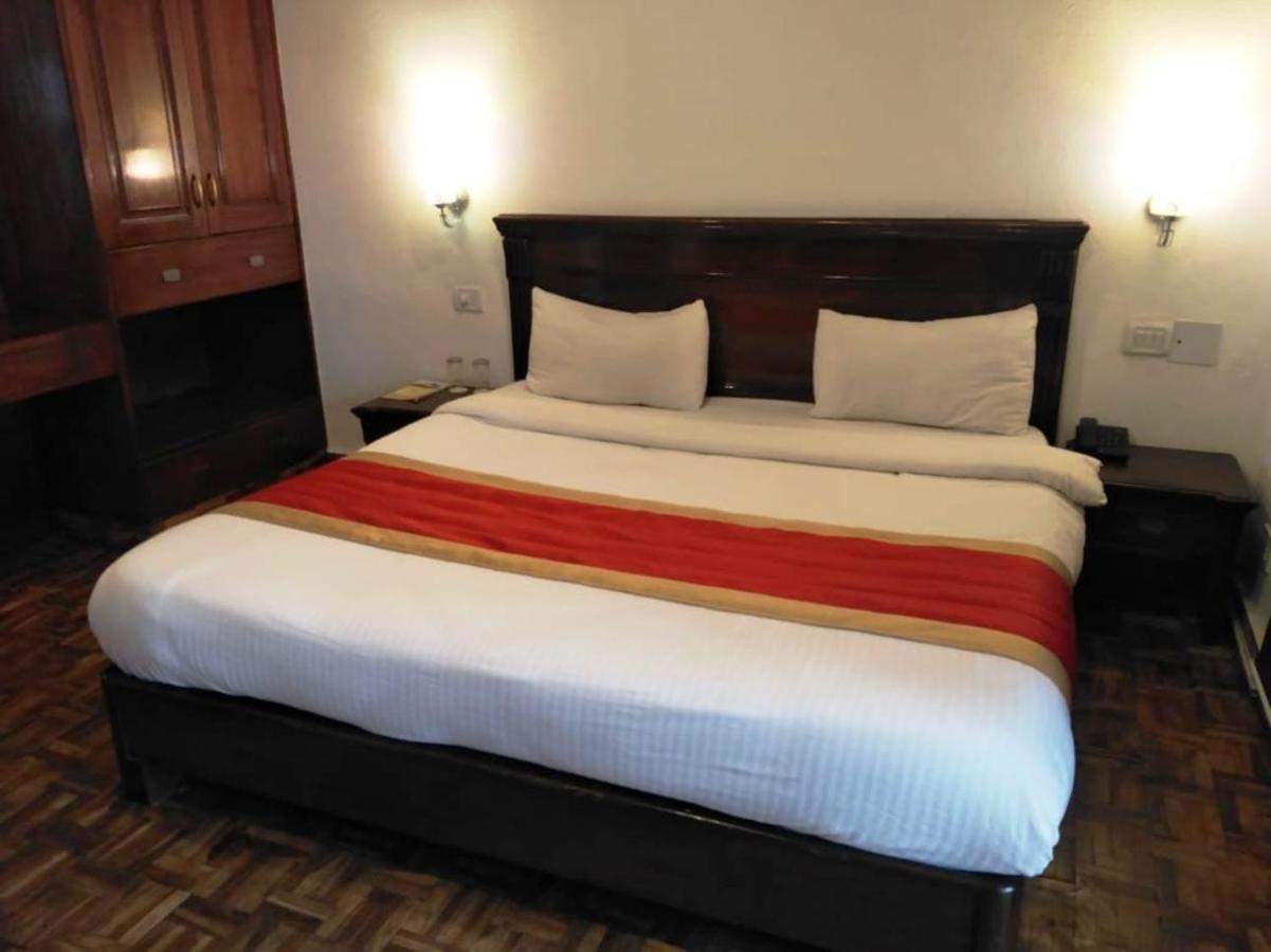 Surbee Resort Mussoorie Eksteriør bilde