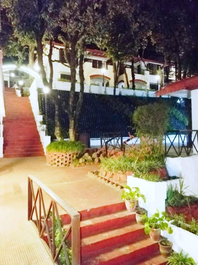 Surbee Resort Mussoorie Eksteriør bilde