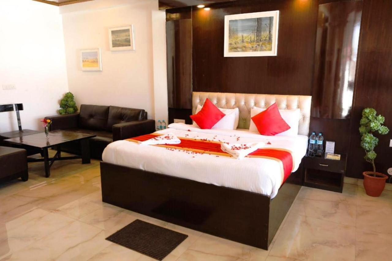 Surbee Resort Mussoorie Eksteriør bilde