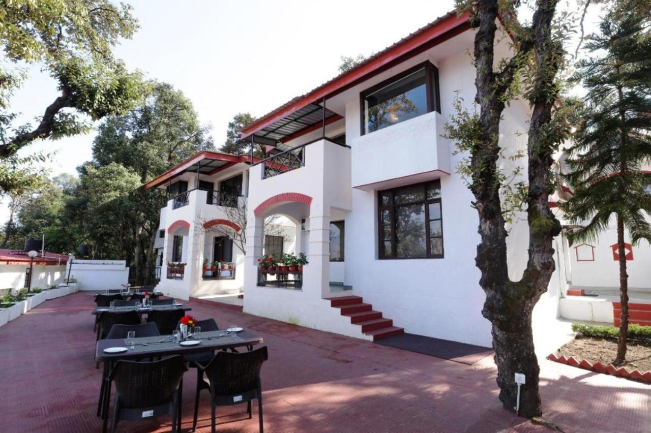 Surbee Resort Mussoorie Eksteriør bilde