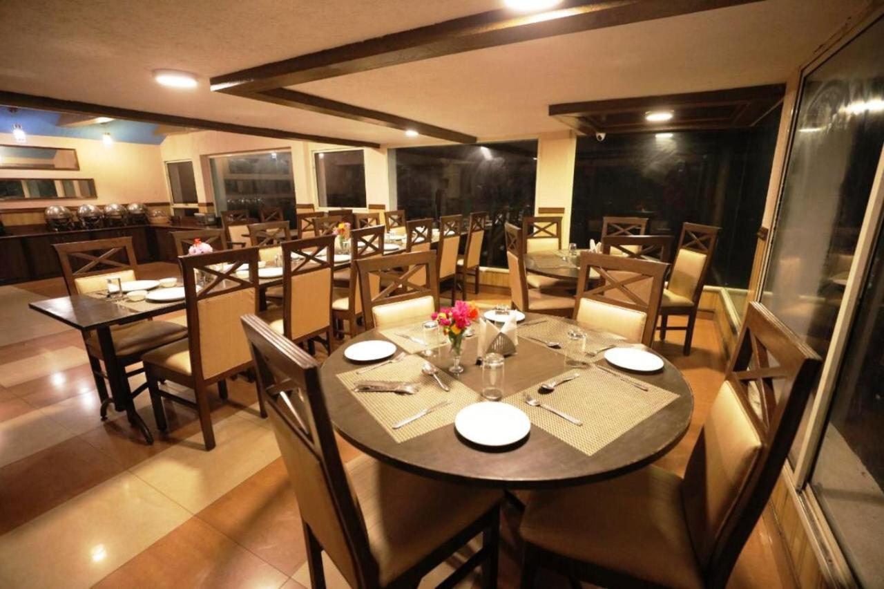 Surbee Resort Mussoorie Eksteriør bilde