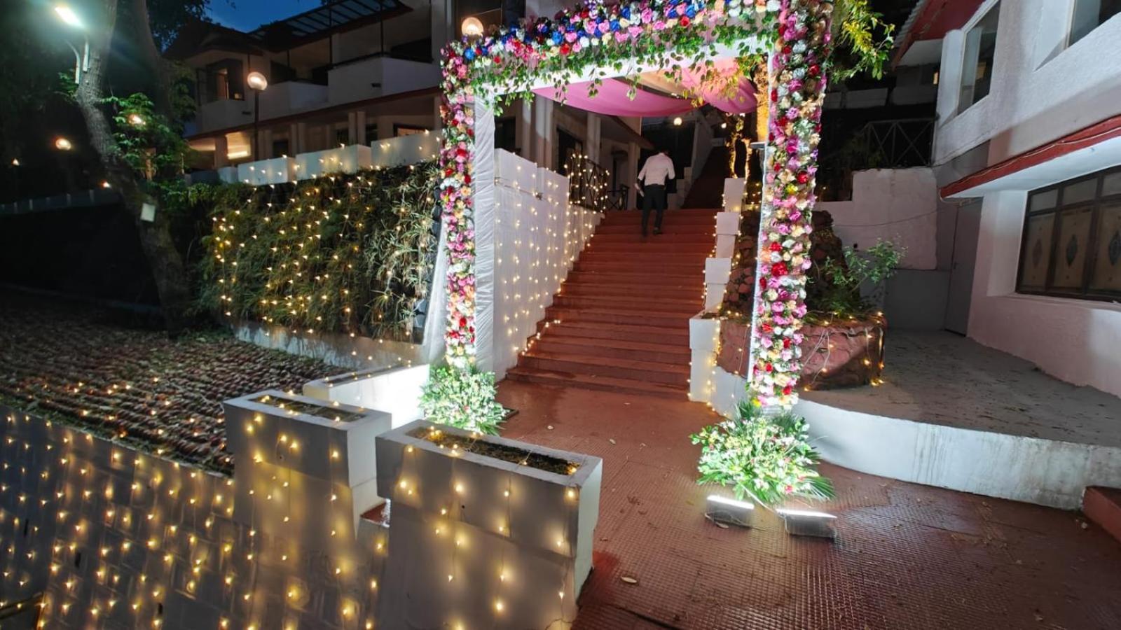 Surbee Resort Mussoorie Eksteriør bilde